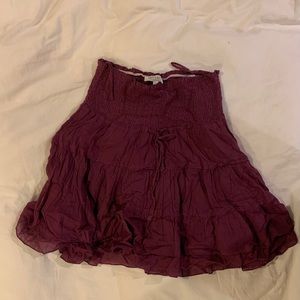 Solitaire maroon skirt size small